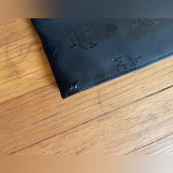 80s Vintage Black MCM Envelope Style Soft Briefcase with Key - Picture 7 of 14